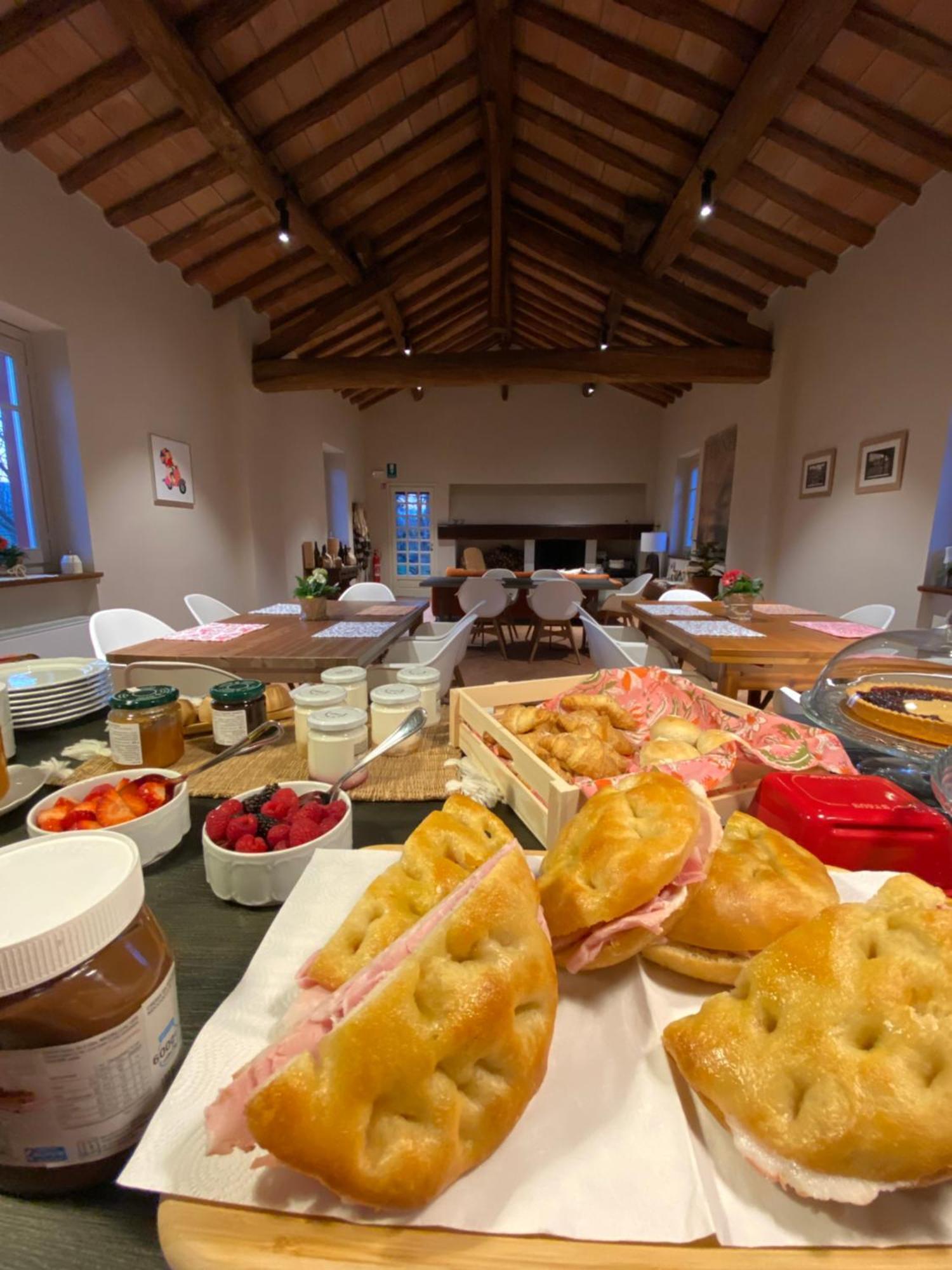 Tenuta Pizzone Wine Resort Rivanazzano Terme Εξωτερικό φωτογραφία